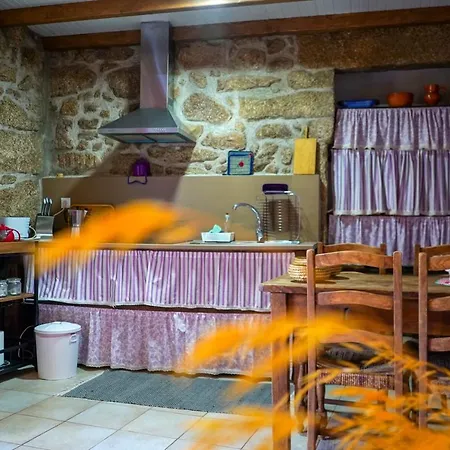 Casa Da Azenha Ii * Sabugal